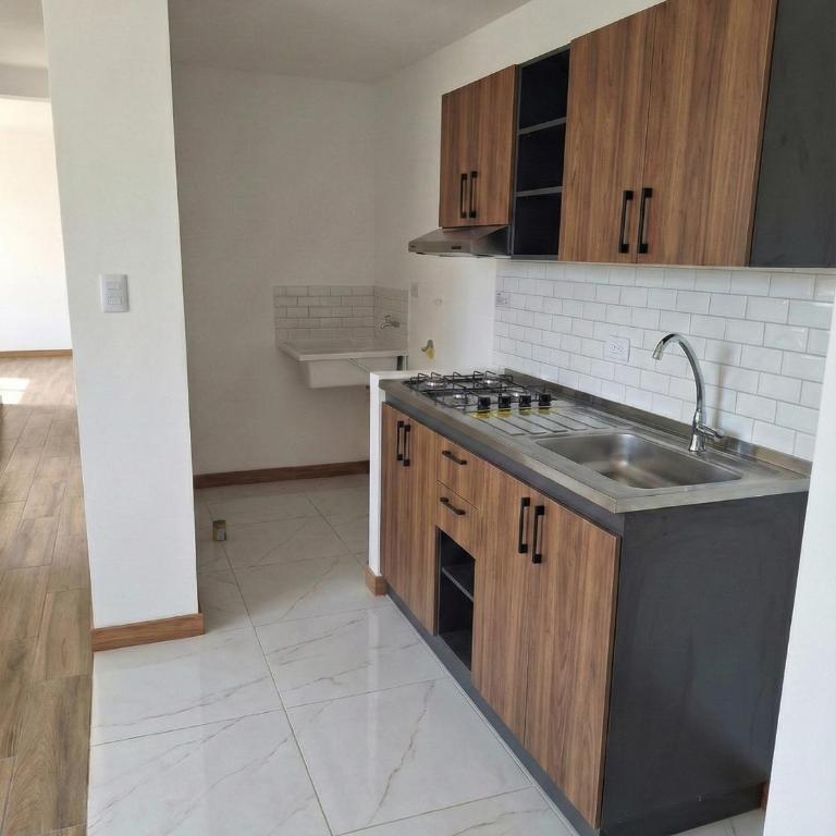 Moderno Apto con Vistas al Campo y Gran Ubicación - Three-Bedroom Apartment - 1