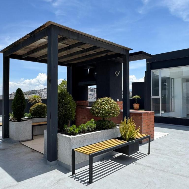 Apartamento cerca de Solca y Embajada Americana con Vista a la Ciudad GYM - Two-Bedroom Apartment - 23