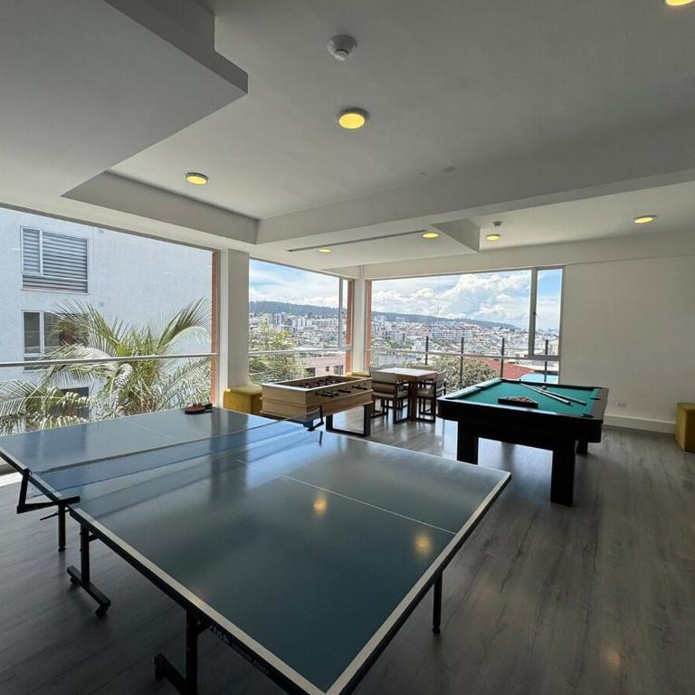 Apartamento cerca de Solca y Embajada Americana con Vista a la Ciudad GYM - Two-Bedroom Apartment - 7