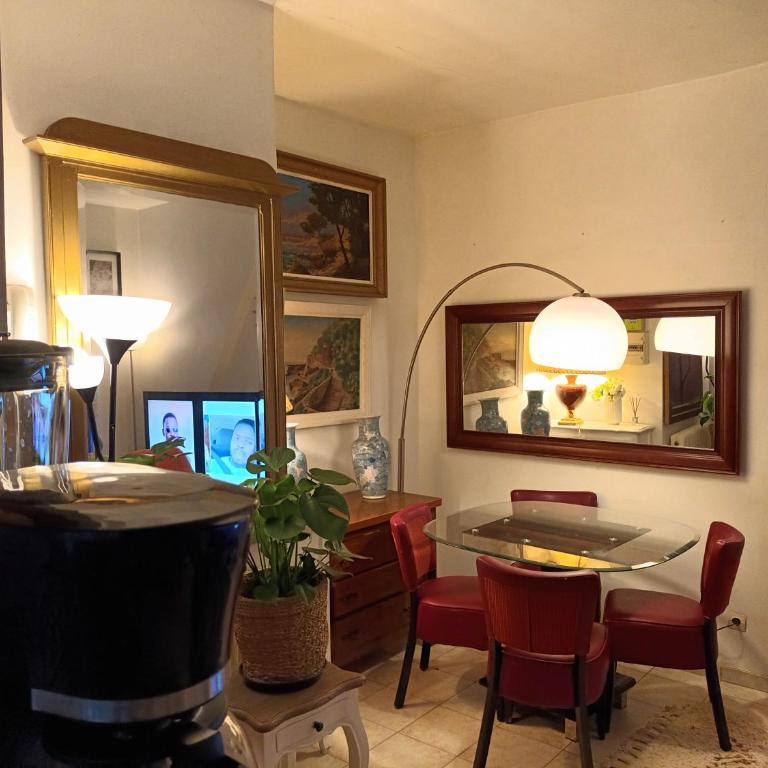 Meublé Touristique Paris Tout Inclus Idéal Couple - One-Bedroom Apartment - 3