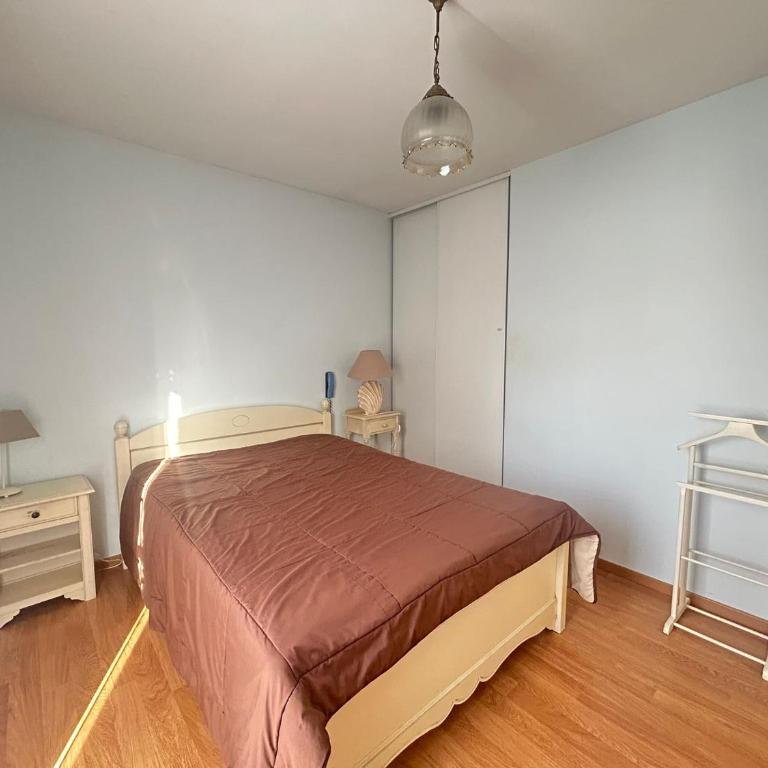 Location Vacances Saint-Jean-de-Monts: T2 Centre-Ville, Proche Plage et Commerces - FR-1-777-9 - Apartment - 5