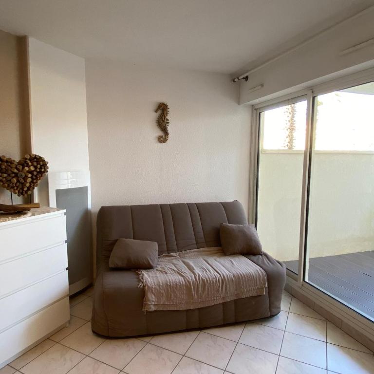 Studio à Saint-Cyprien – Accès plage, piscine, terrasse - FR-1-732-71 - Estudio - 3
