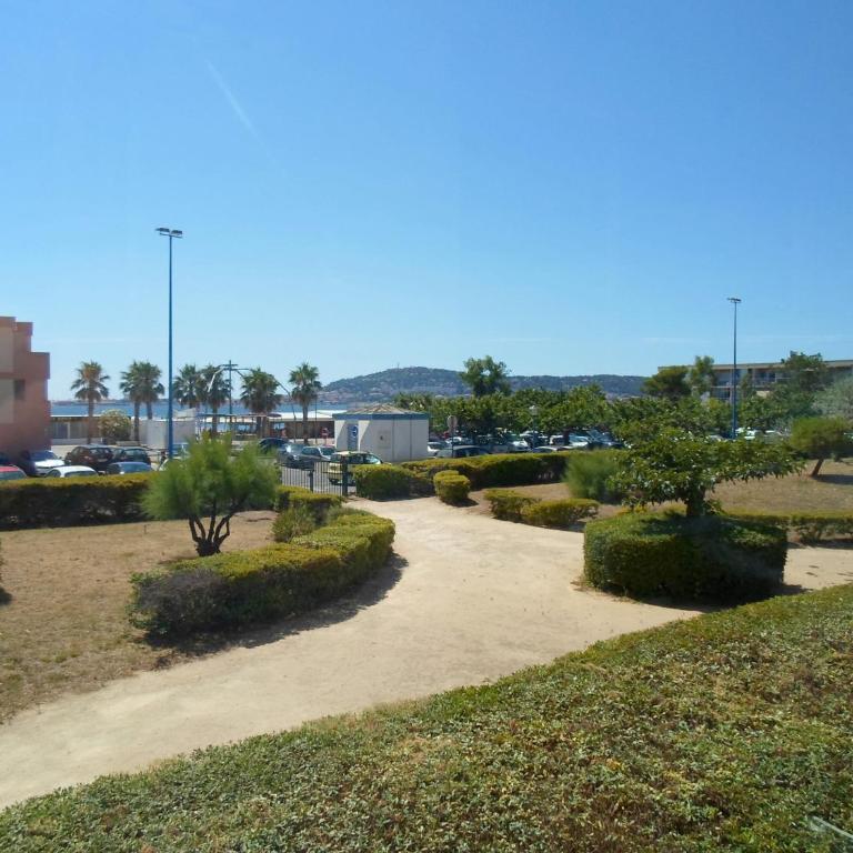 Appartement lumineux près des Thermes avec balcon et WIFI - FR-1-503-68 - Appartement (4 Adultes) - 6