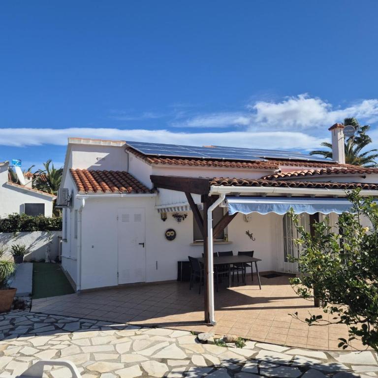 Casa tranquila con piscina cerca del mar - 4 pers. - ES-373-76 - Villa - 1