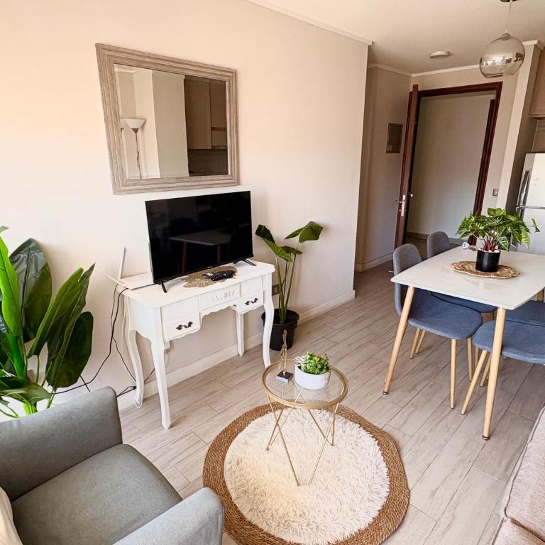 Bello y Céntrico Departamento Quillota 2 a 4 personas Parking Seguridad 24 hrs - Two-Bedroom Apartment - 11