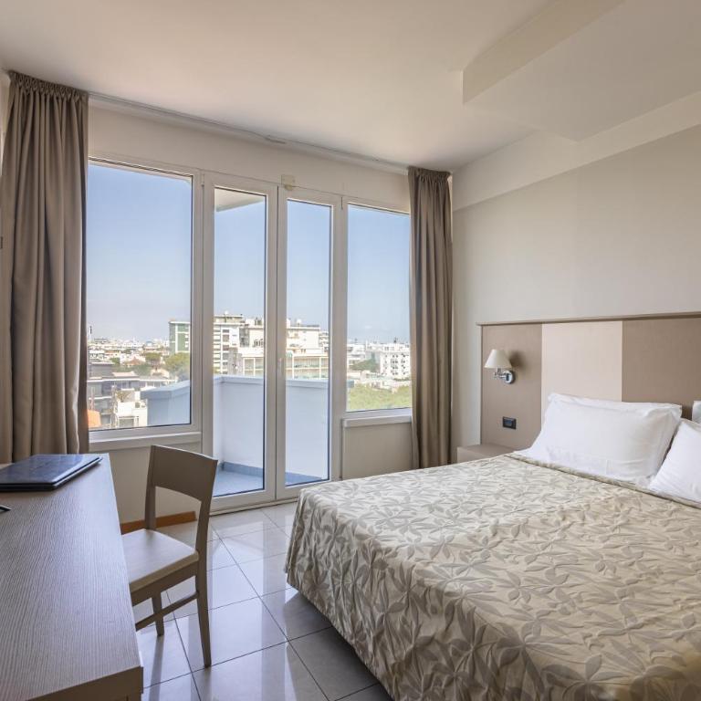 Hotel Cristallo - Executive Triple Room - 2