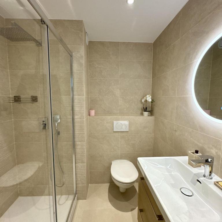 AZUR, moderne et proche plage - Apartment - 8