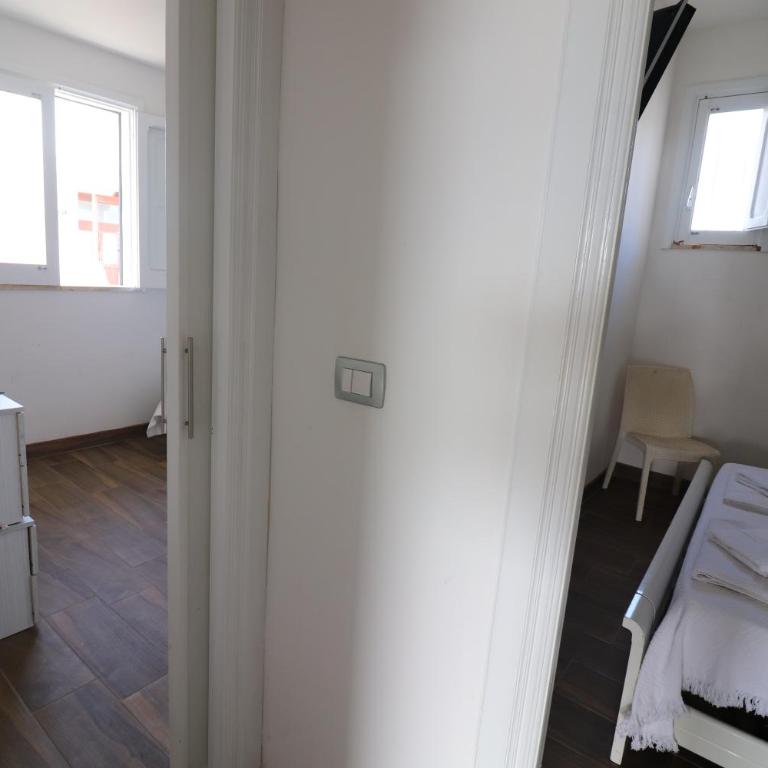 Casa Azzurra Torre dell Orso Stunning Sea View, AC & Free WiFi - Casa con 2 Camere da Letto - 9
