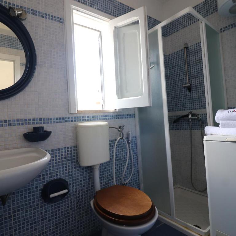 Casa Azzurra Torre dell Orso Stunning Sea View, AC & Free WiFi - Casa con 2 Camere da Letto - 17