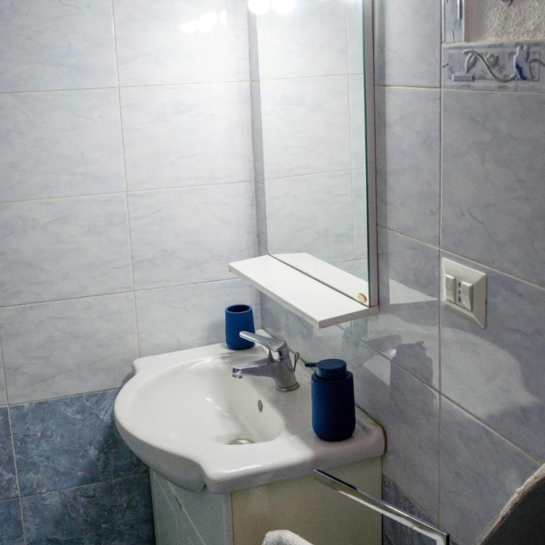 martina home - One-Bedroom Apartment - 5