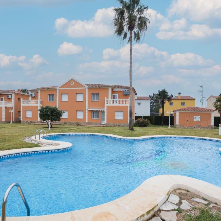 Met y playa Oliva Nova Club Sevilla - Apartamento con terraza - 1