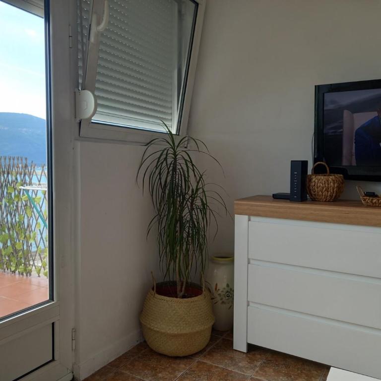 Bay View Apartment - Studio with Sea View - 12