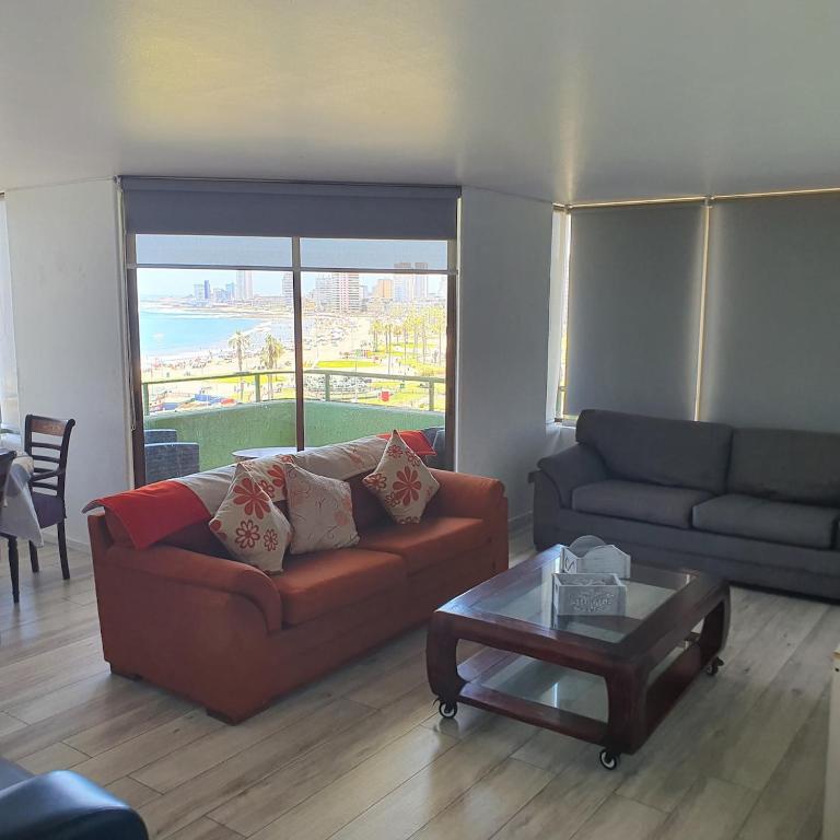 Beach front Apartment Cavancha Beach, Iquique - Three-Bedroom Apartment - 26