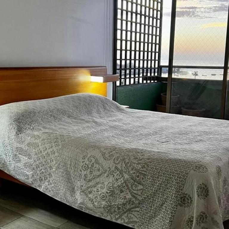 Beach front Apartment Cavancha Beach, Iquique - Three-Bedroom Apartment - 36