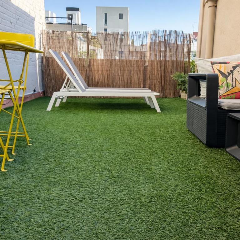 Poblenou Beach Penthouse l Loft with Private Terrace l 5 min Walk to the Beach - One-Bedroom Apartment - 7