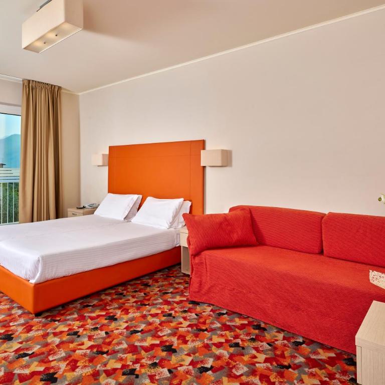 Hotel Royal Village - Camera Superior con Vista Lago - 1