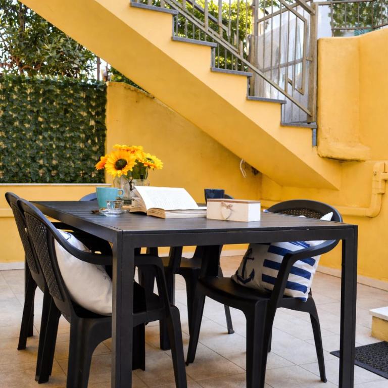 La Casetta del Vicolo - Free Parking & 15 min Station - Two-Bedroom Apartment - 24