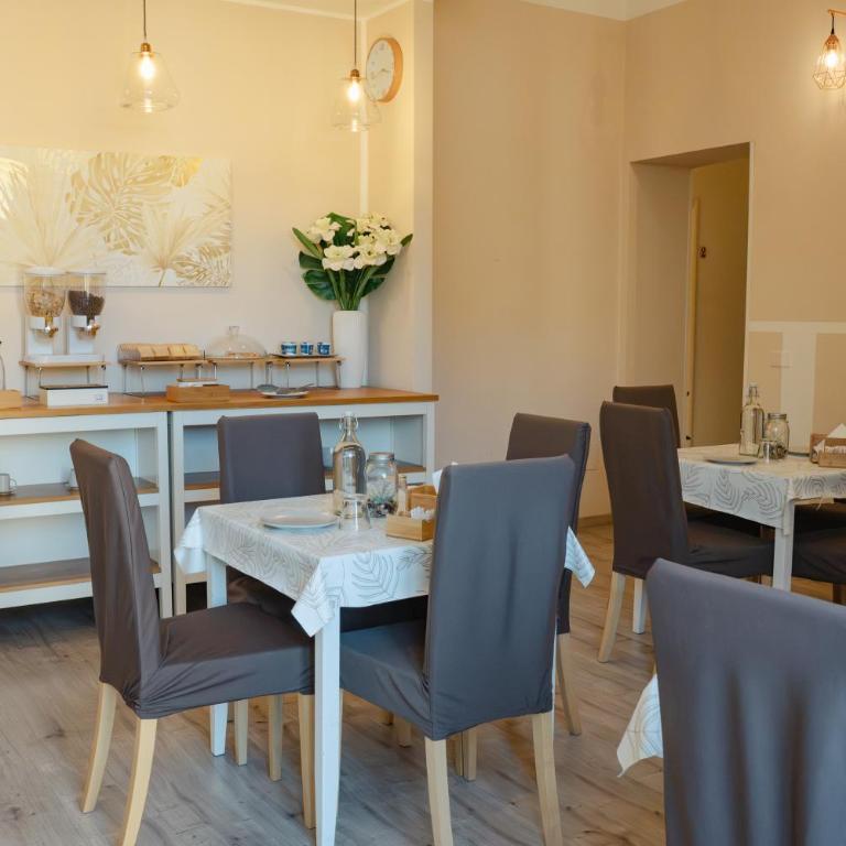 B&B Matteo Bonello - Fianco Cattedrale - Junior Suite with Balcony - 12