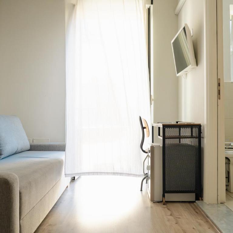 B&B Matteo Bonello - Fianco Cattedrale - Triple Room with Private Bathroom - 5