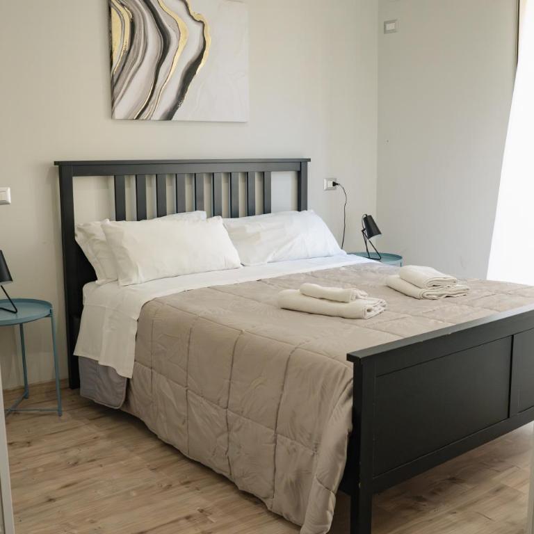 B&B Matteo Bonello - Fianco Cattedrale - Triple Room with Private Bathroom - 1