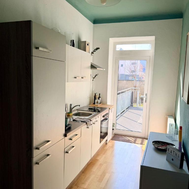 Sunny Garden Apartment with Terrace - Graz - Studio mit Terrasse - 3