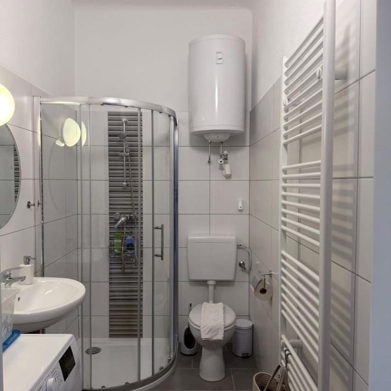 Sunny Garden Apartment with Terrace - Graz - Studio mit Terrasse - 6