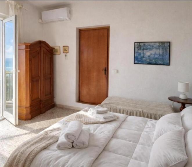 Ai Canarbin - colline di Lerici - Camera Deluxe Matrimoniale/Doppia con Letti Singoli con Bagno Privato Esterno - 6