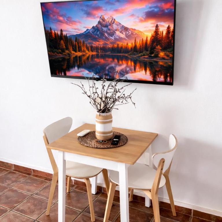 Poblenou Beach Penthouse l Loft with Private Terrace l 5 min Walk to the Beach - One-Bedroom Apartment - 26