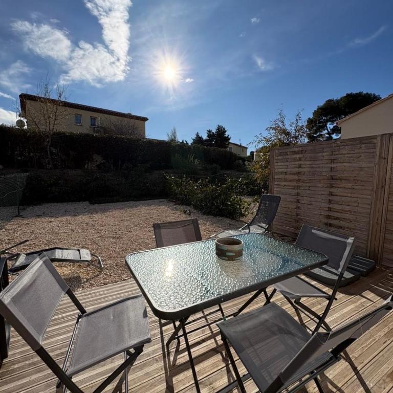 la pause detente, villa climatisée avec jardin et parking privés, à 5 mn de la mer, au calme - Casa con 1 dormitorio - 3