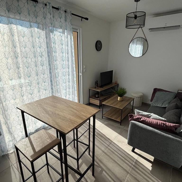 la pause detente, villa climatisée avec jardin et parking privés, à 5 mn de la mer, au calme - Casa con 1 dormitorio - 18