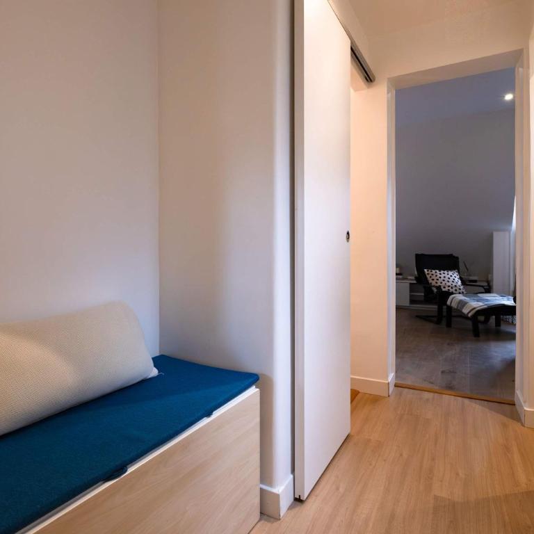 Bright 2BR with Balcony Chic Paris - Appartement - 22