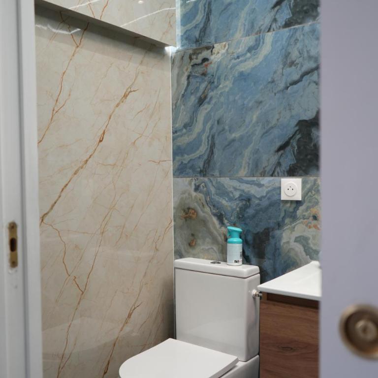 Bleu d'Opale Luxury Suite with Freestanding Tub - Appartement 1 Chambre - 22