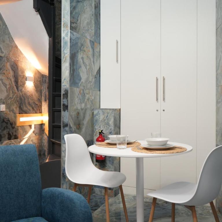 Bleu d'Opale Luxury Suite with Freestanding Tub - Appartement 1 Chambre - 28