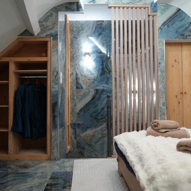 Bleu d'Opale Luxury Suite with Freestanding Tub - Appartement 1 Chambre - 29