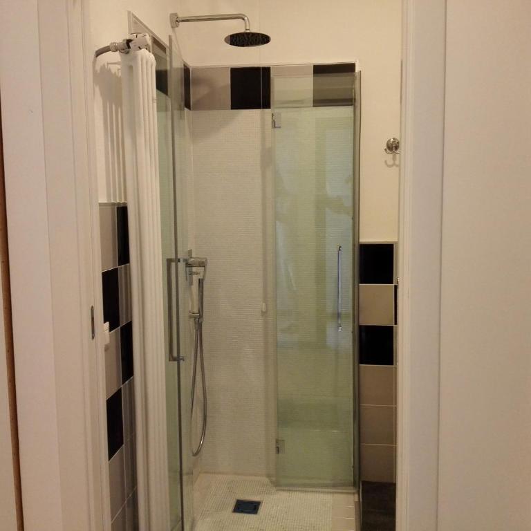 B&B Rosa Blu - Standard Single Room with Shower - 5