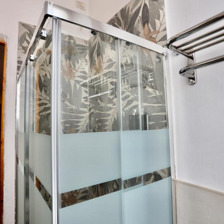 Alex's House La Spezia - Appartamento con 2 Camere da Letto e Balcone - 25