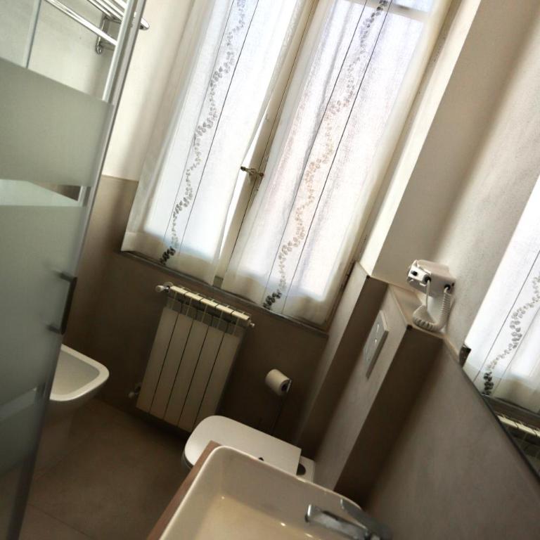 Alex's House La Spezia - Appartamento con 2 Camere da Letto e Balcone - 28