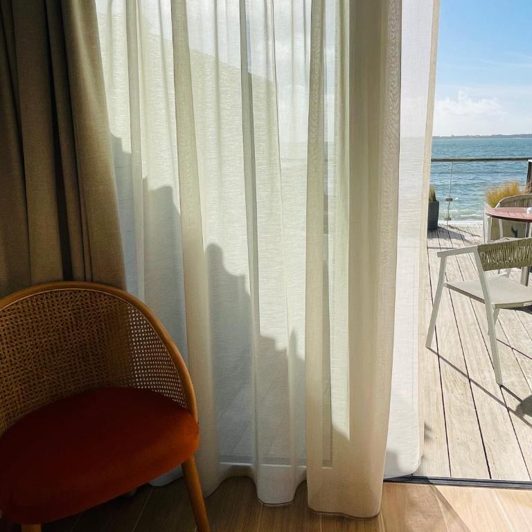 Les Sables Blancs - Chambre Double Supérieure - Vue sur Mer - Rez-de-Chaussée - 5