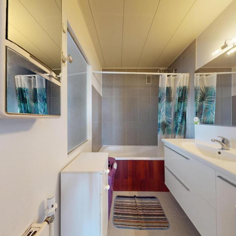 2BR flat with balcony 5 mn to Hippodrome de Nantes - Appartement - 6