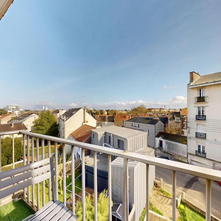 2BR flat with balcony 5 mn to Hippodrome de Nantes - Appartement - 2