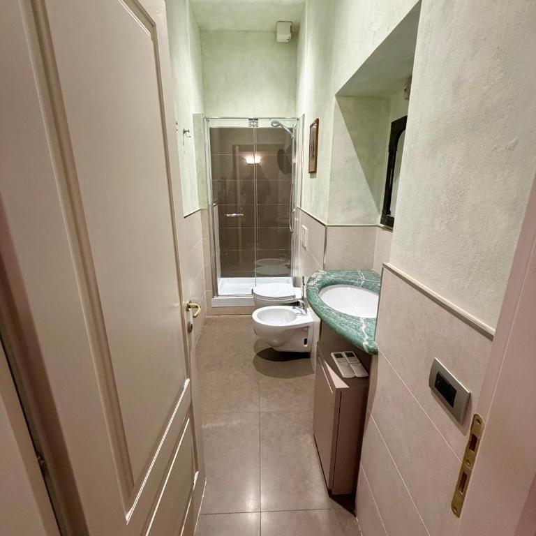 Serragli Luxury Casa Di Annusca - Camera Familiare - 12