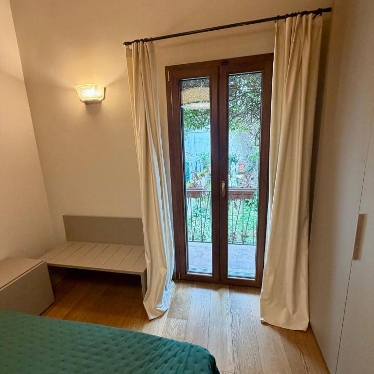 Serragli Luxury Casa Di Annusca - Camera Familiare - 11