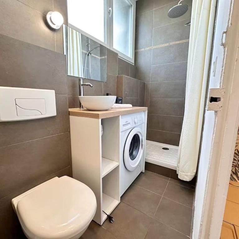 2 rooms lumineux en plein centre - Apartamento de 1 dormitorio - 3