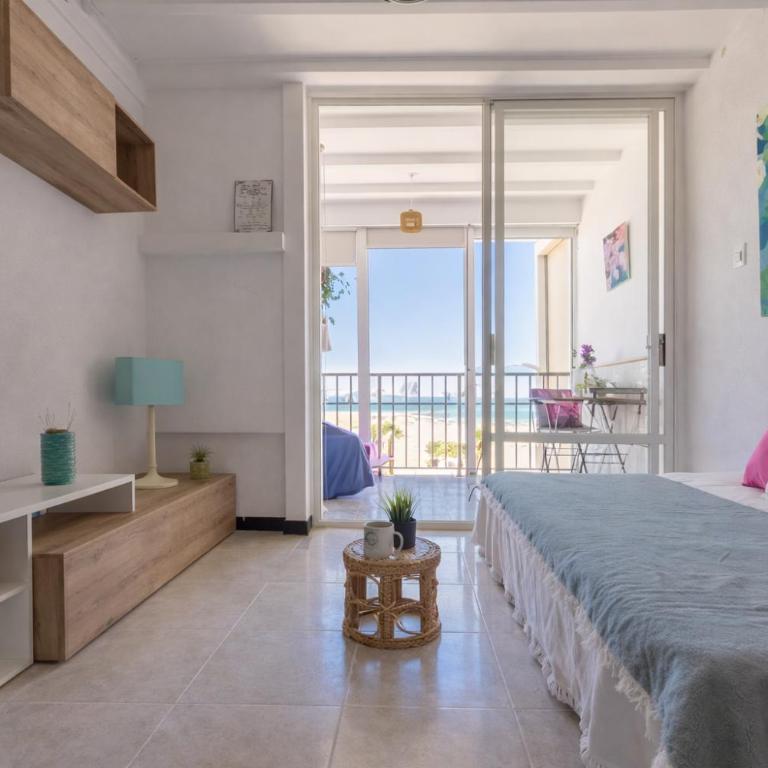 Winahost Apartamento La Pineda - One-Bedroom Apartment - 2
