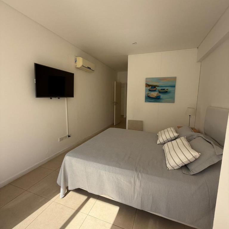2 Ambientes con Terraza, Parrilla, vista a la Laguna y Cochera - Apartamento de 1 dormitorio - 9