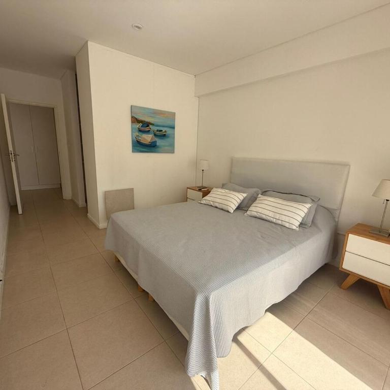 2 Ambientes con Terraza, Parrilla, vista a la Laguna y Cochera - One-Bedroom Apartment - 10