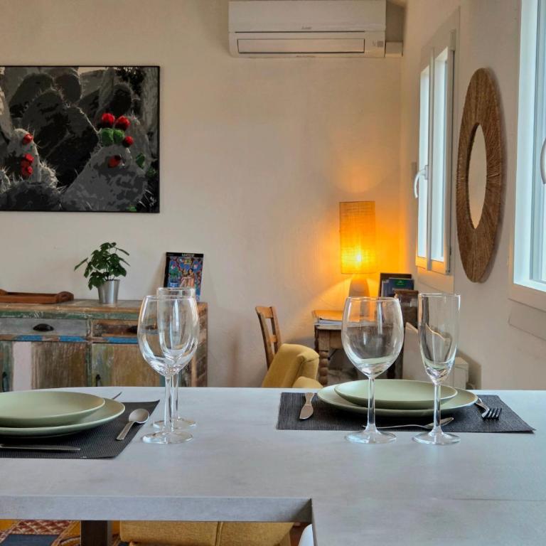 2 pièces climatisé en duplex avec terrasse - Appartement 1 Chambre - 11
