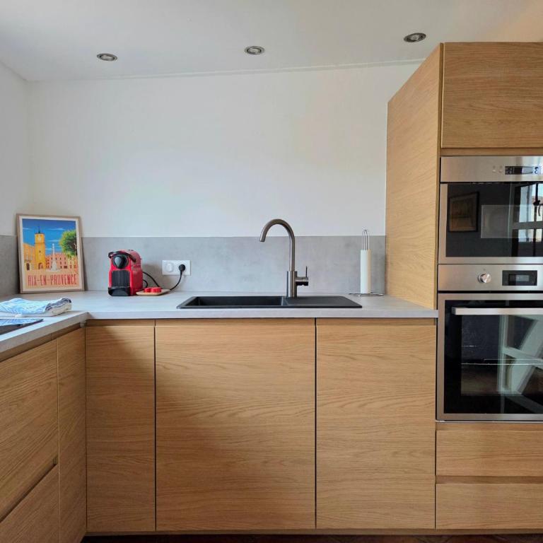 2 pièces climatisé en duplex avec terrasse - Appartement 1 Chambre - 6