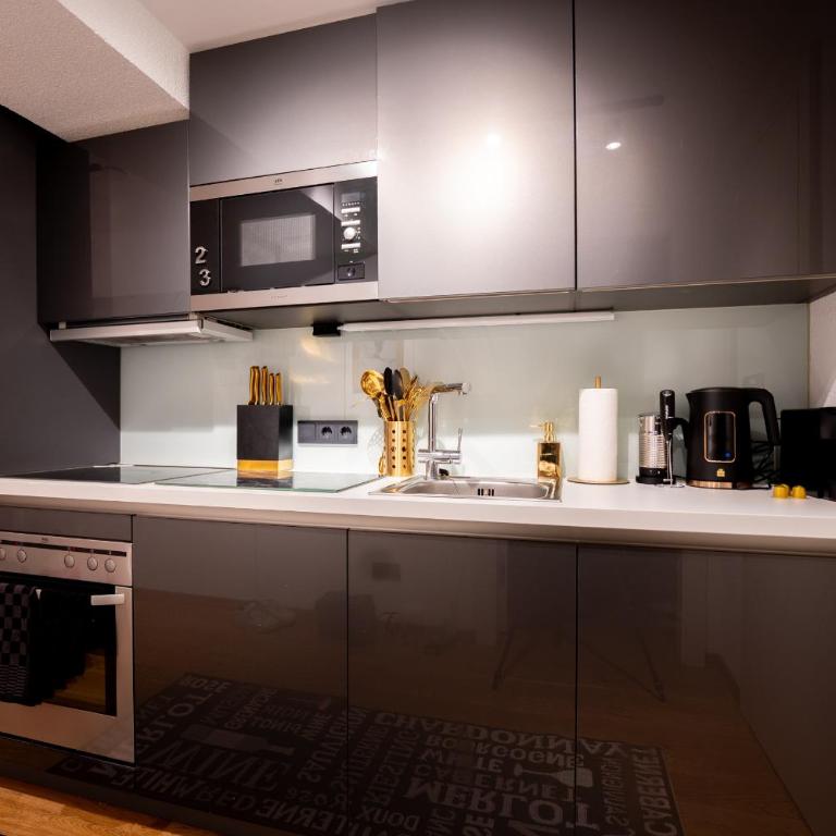StAnton Snow - Deluxe Apartment mit Balkon und 2 Schlafzimmern - 14