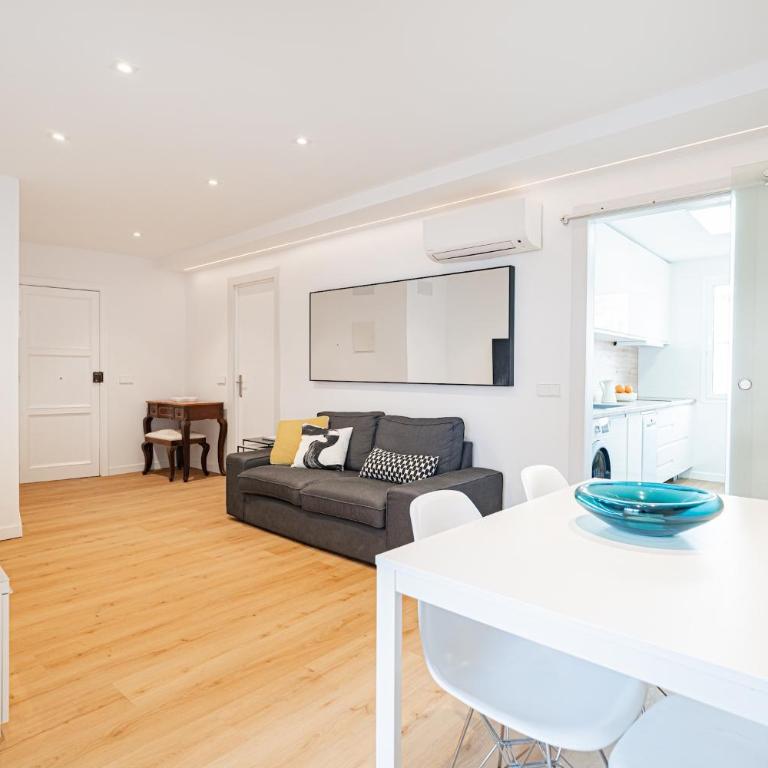 Lonja Old Town Apartment, minimum stay 30 nights, by PriorityVillas - Apartamento con vistas a la ciudad - 19